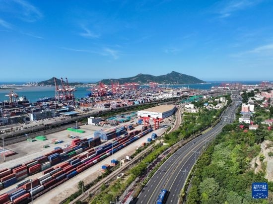 這是6月26日拍攝的中哈連云港物流合作基地（無人機(jī)照片）。新華社記者 季春鵬 攝