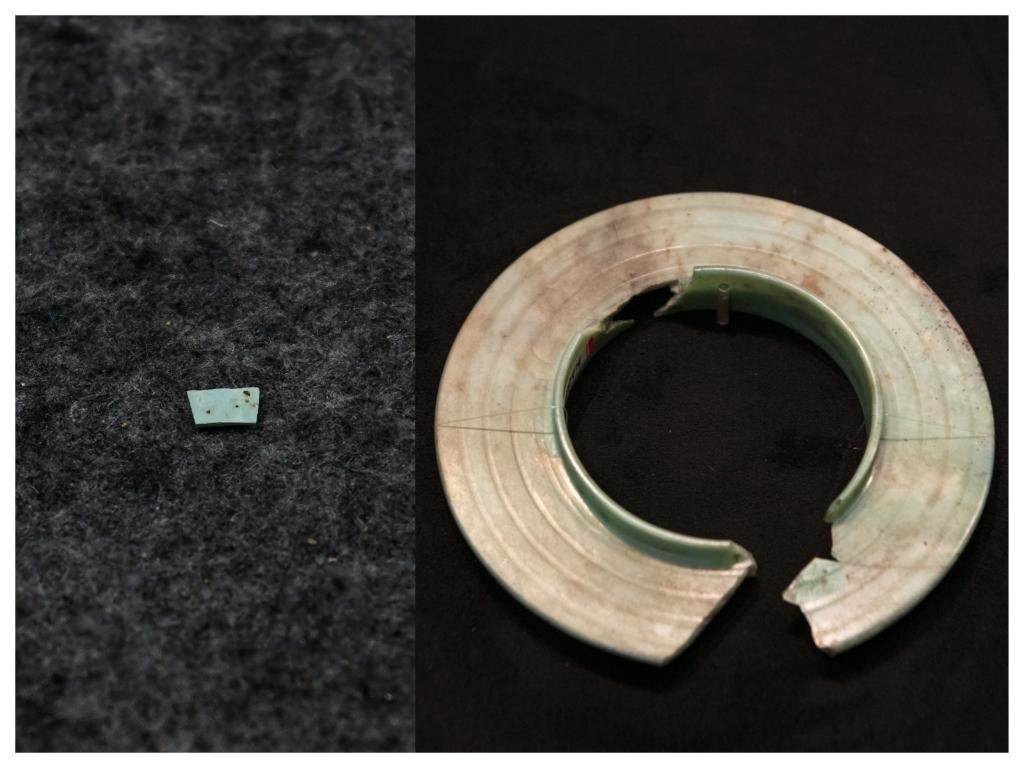 拼版照片：左圖為2024年7月10日拍攝的三星堆遺址出土的綠松石片（新華社記者王曦 攝），右圖為2024年7月21日在三星堆博物館文物保護(hù)與修復(fù)館拍攝的有領(lǐng)玉璧（新華社記者唐文豪 攝）。