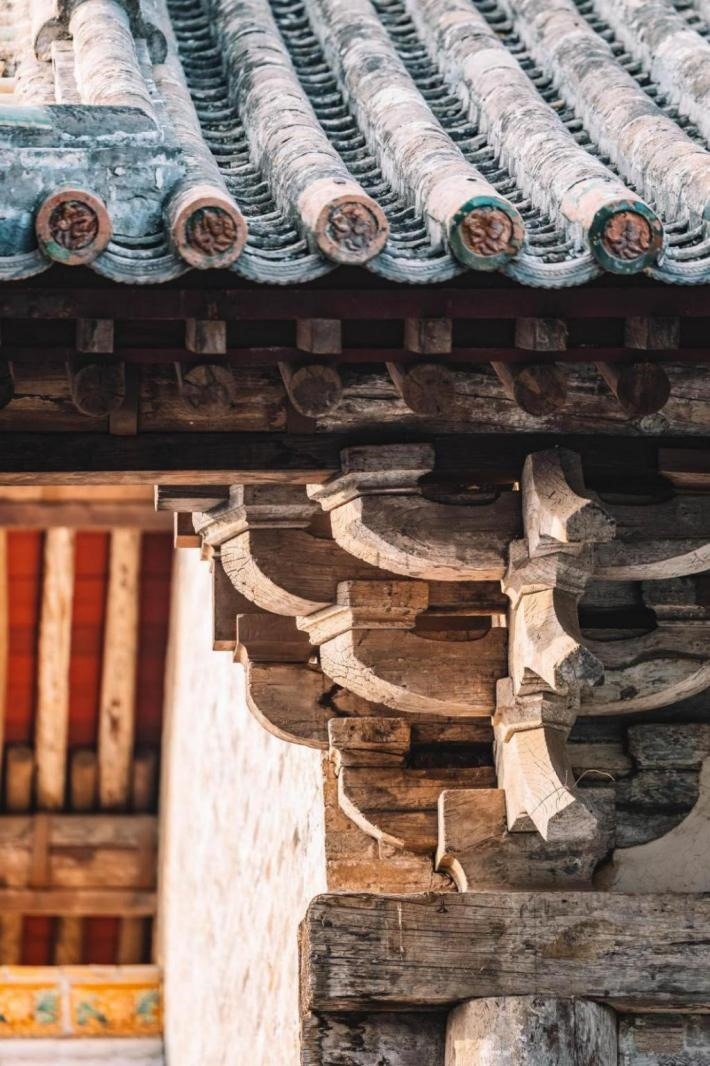 高平市古建資圣寺斗拱結(jié)構(gòu)。王劍攝