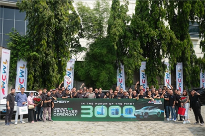 8月3日，中國車企奇瑞在雅加達(dá)舉行活動(dòng)，慶祝在印尼交付第3000輛電動(dòng)汽車OMODA E5。奇瑞汽車印度尼西亞銷售公司供圖