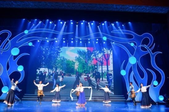 第十屆“歡動北京”開幕，12國青少年向未來問好