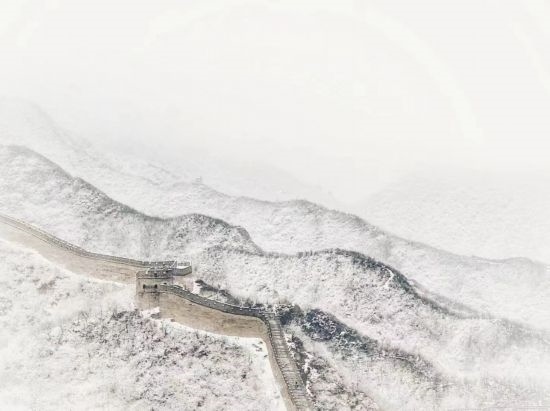 朱銳拍攝的長城雪景。（受訪者供圖）
