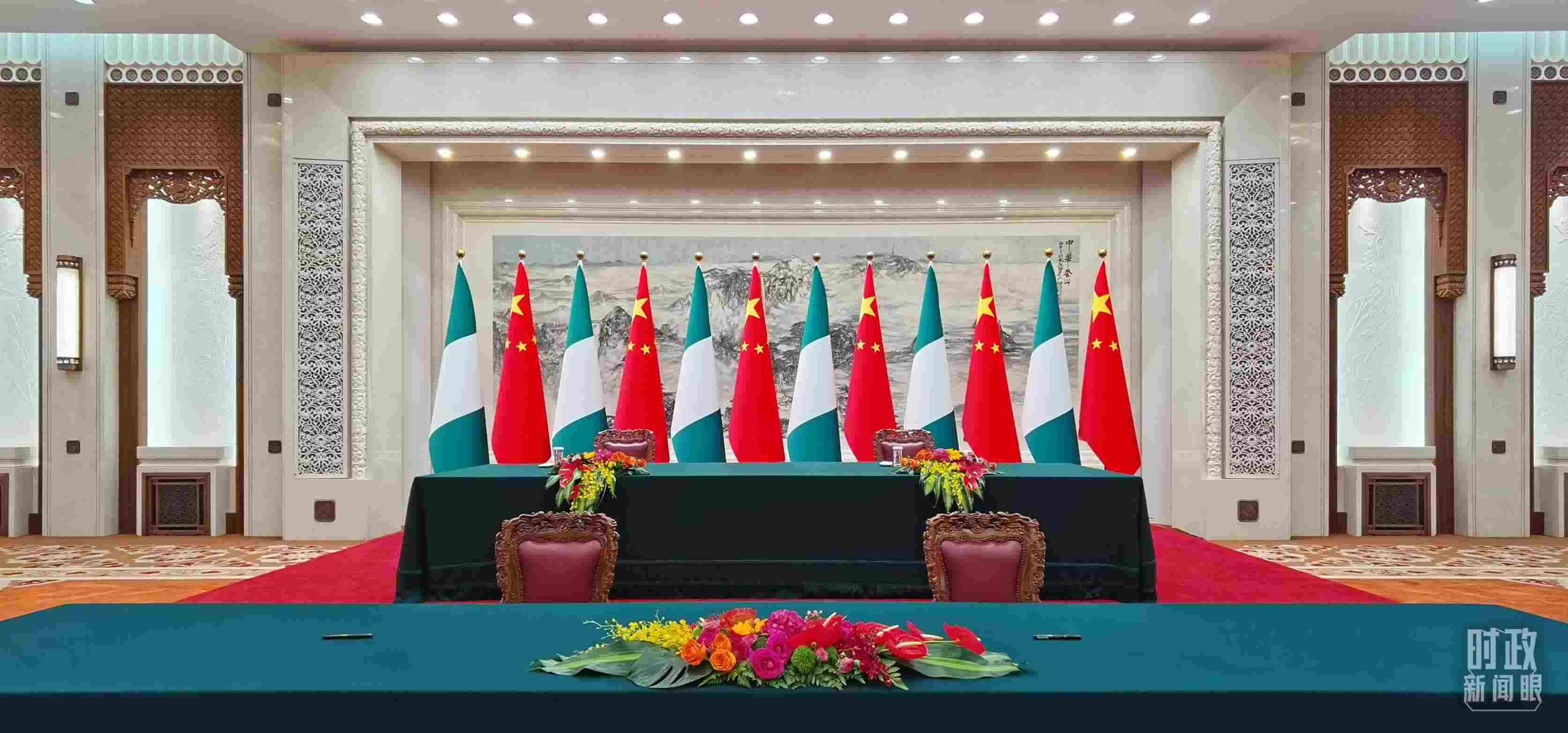  △中尼兩國元首在這里共同見證簽署多項雙邊合作文件，這是開始前的現(xiàn)場。（總臺央視記者郭鴻拍攝）