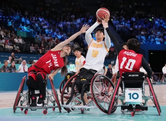 巴黎殘奧會｜“撞車、摔倒，我們都習(xí)慣了”