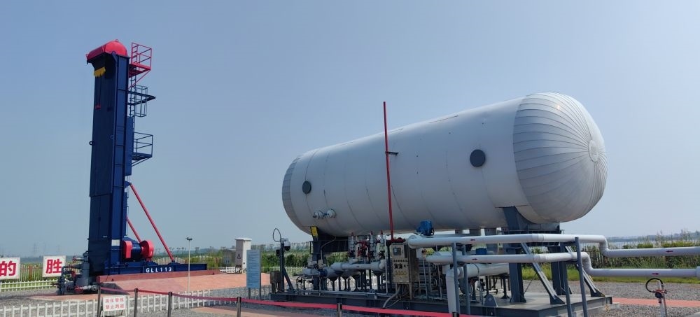 2024年8月30日，勝利油田萊113區(qū)塊CCUS項(xiàng)目現(xiàn)場(chǎng)。新華社記者 陳國(guó)峰 攝