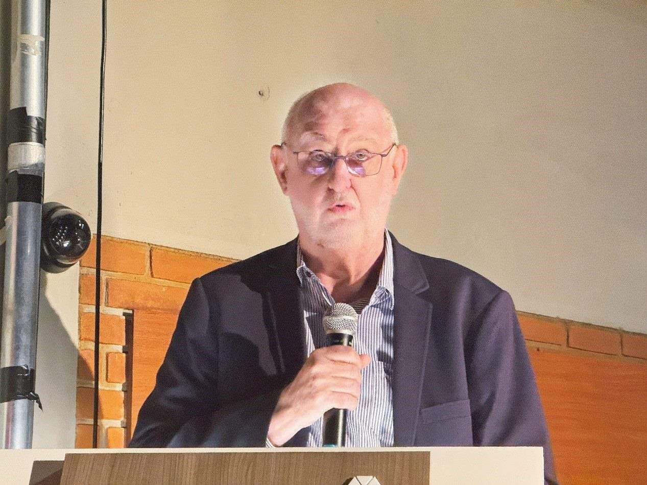 圣保羅州立大學(xué)孔子學(xué)院巴方院長保利諾在活動中致辭。圣保羅州立大學(xué)孔子學(xué)院供圖