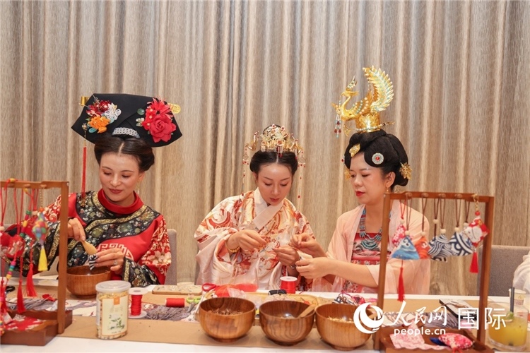 中國傳統(tǒng)文化展示。人民網(wǎng)記者任皓宇攝