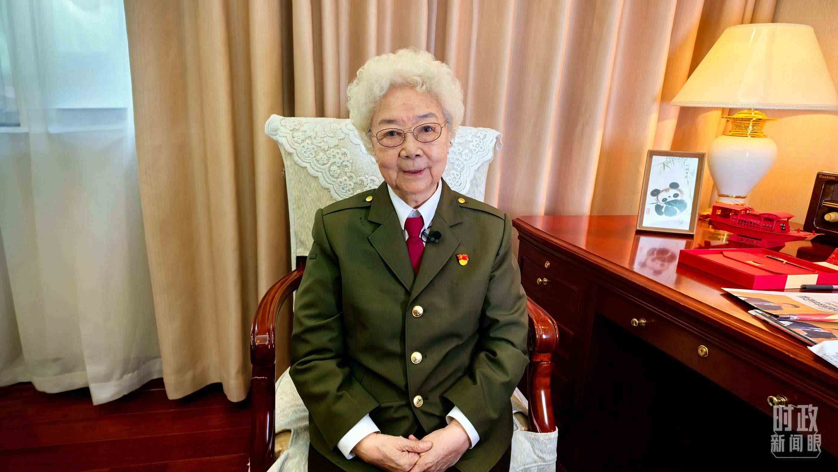 “人民藝術家”國家榮譽稱號獲得者田華。（總臺央視記者史偉拍攝）