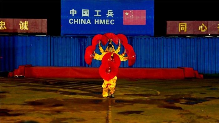 中國傳統(tǒng)文化節(jié)目表演。孫千攝