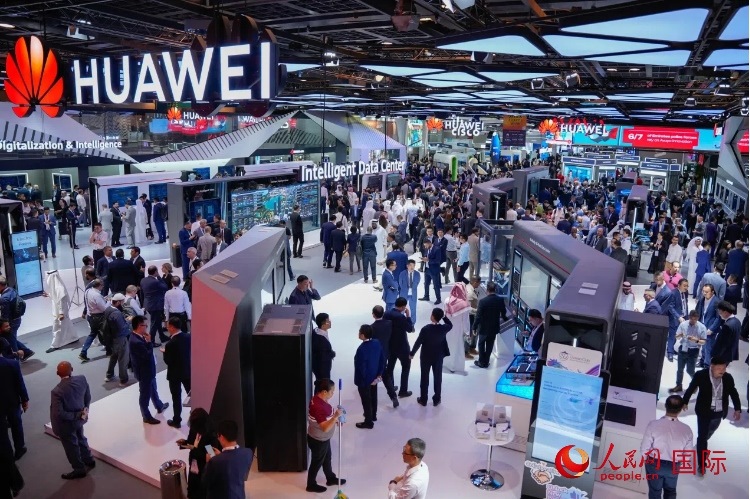 華為展臺。人民網(wǎng) 塔里克·易卜拉欣攝