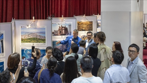 5月29日，“宇宙·金磚國家”圖片巡回展在北京舉辦，活動(dòng)現(xiàn)場(chǎng)吸引了眾多中國觀眾。北京俄羅斯文化中心供圖