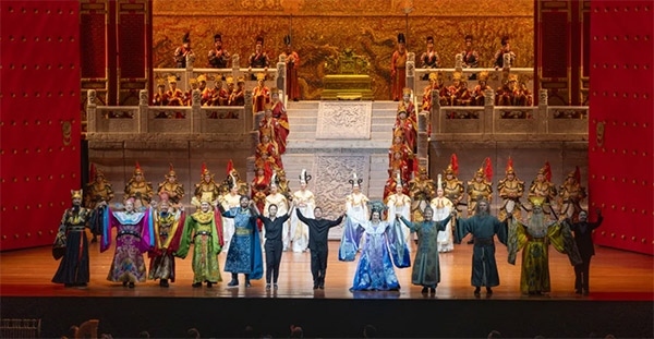 《圖蘭朵》演出劇照。何倫攝