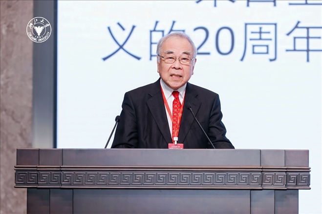 日本科學(xué)協(xié)會會長高橋正征致辭。浙江大學(xué)供圖