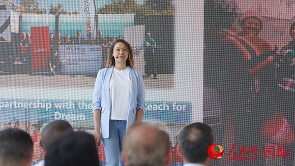 奇瑞南非公司全國市場經(jīng)理維倫·彼得森發(fā)言。人民網(wǎng) 張茜攝