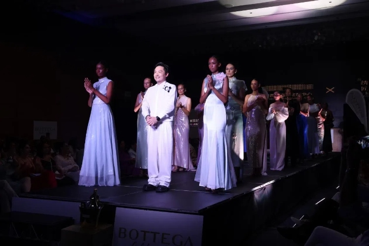時裝周現(xiàn)場。顏李芳攝