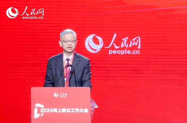 寧夏回族自治區(qū)銀川市委社會工作部副部長李卒作實踐分享。人民網 鄂智超攝