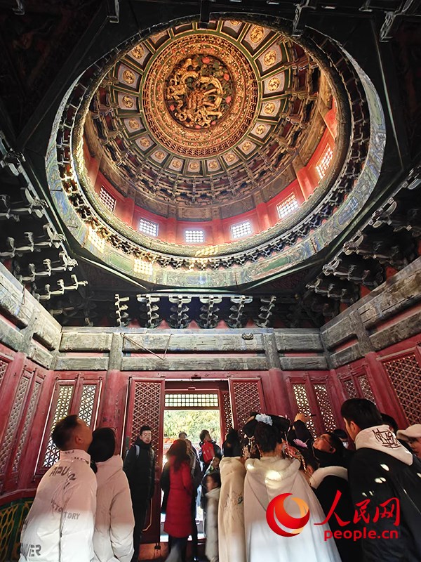 2025年1月，游客正在故宮博物院參觀。人民網(wǎng)記者 韋衍行攝