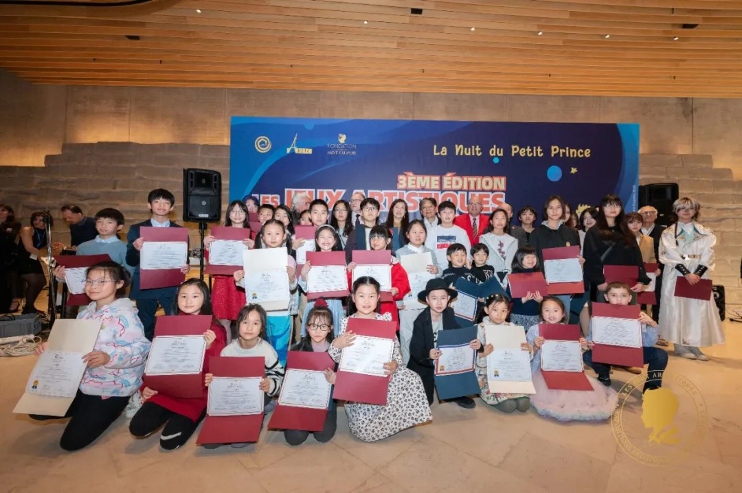 第三屆國際藝術聯(lián)創(chuàng)聯(lián)展盛大開幕。法中交流促進會供圖