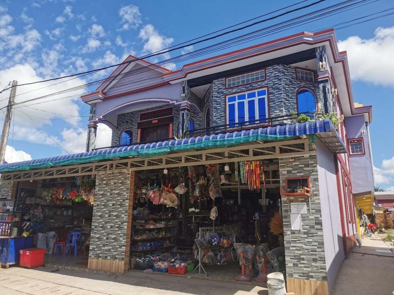 毗鄰西港特區(qū)的商店。西港特區(qū)供圖