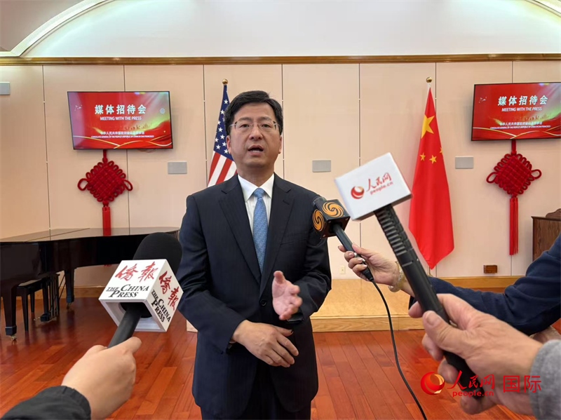 張建敏接受人民網(wǎng)等媒體記者采訪。人民網(wǎng) 鄧圩攝