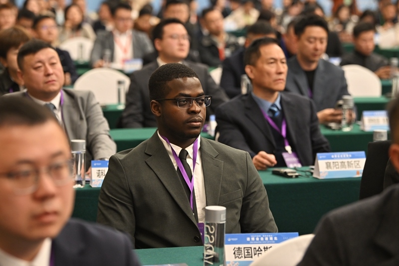 外企代表參加“進(jìn)博會走進(jìn)湖北”活動主題推介會。人民網(wǎng)記者 翁奇羽攝