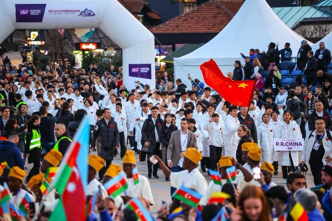 中國中學(xué)生體育代表團(tuán)在開幕式上入場。圖片來源：中國中學(xué)生體育代表團(tuán)