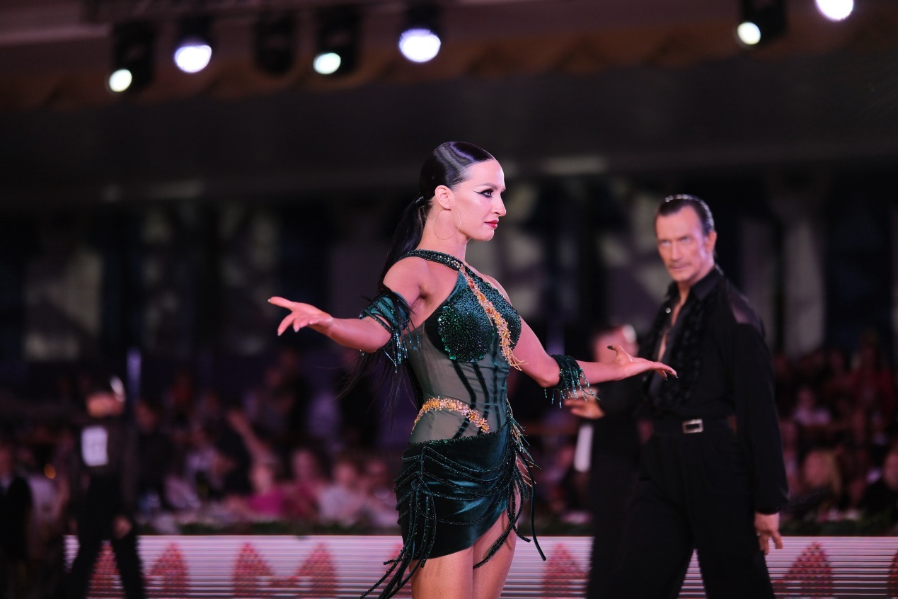 第七屆“克里姆林宮杯”國標(biāo)舞錦標(biāo)賽現(xiàn)場。于子恒攝