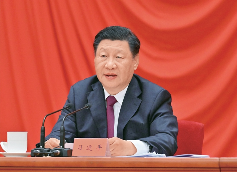 2022年5月10日，慶祝中國(guó)共產(chǎn)主義青年團(tuán)成立100周年大會(huì)在北京人民大會(huì)堂隆重舉行。中共中央總書(shū)記、國(guó)家主席、中央軍委主席習(xí)近平在大會(huì)上發(fā)表重要講話。 新華社記者 岳月偉/攝