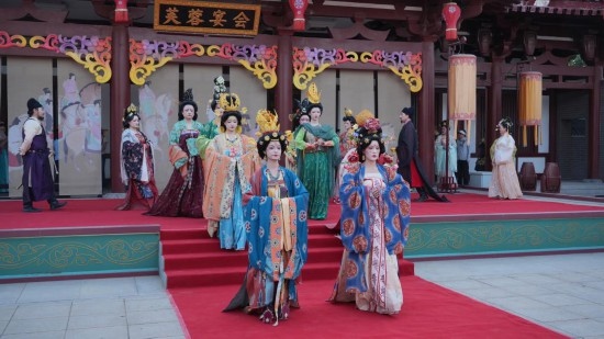 大唐芙蓉園舉辦的漢服展演活動(dòng)。受訪者供圖