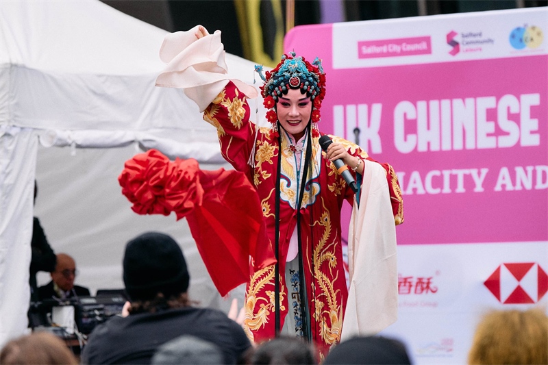 演員蔡衛(wèi)莉的秦腔表演贏得陣陣好評(píng)。 楊浩鵬攝