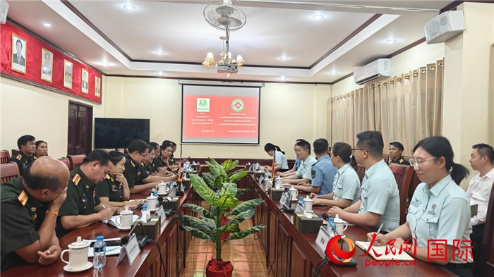 中國(guó)第十三批援助老撾人民軍醫(yī)療專家組在萬(wàn)象舉行見(jiàn)面會(huì)。第十三批援助老撾人民軍醫(yī)療專家組供圖