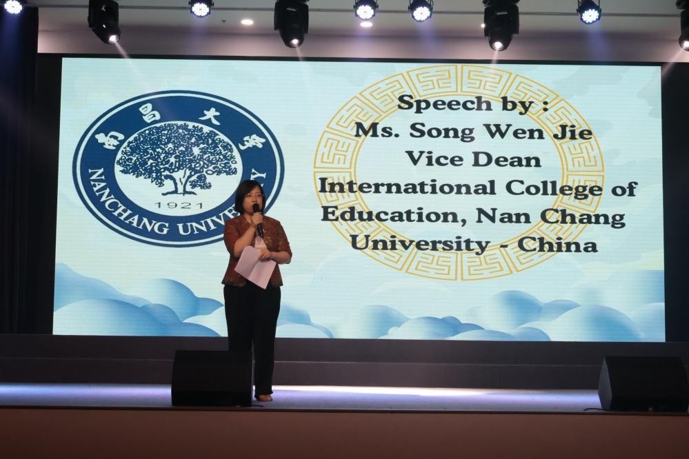 宋文杰致辭。哈山努丁大學孔子學院供圖