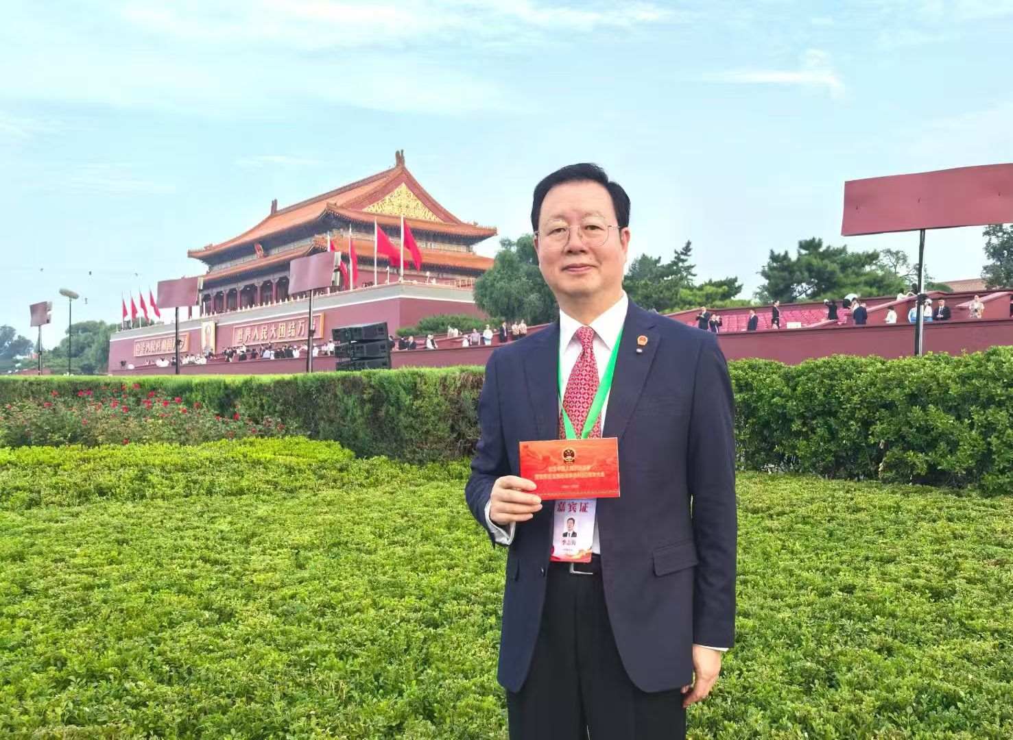 觀禮席上的嘉賓談“閱兵現(xiàn)場感”：不忘歷史，干好實(shí)事